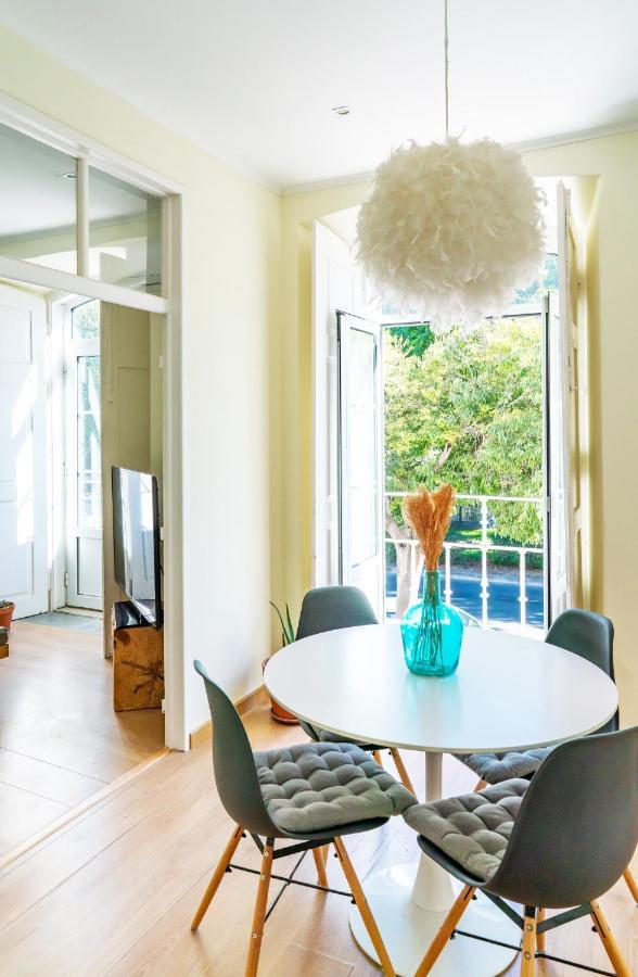 Casa St Yves - Sunny Flat In Setubal On Av Luisa Todiアパートメント エクステリア 写真