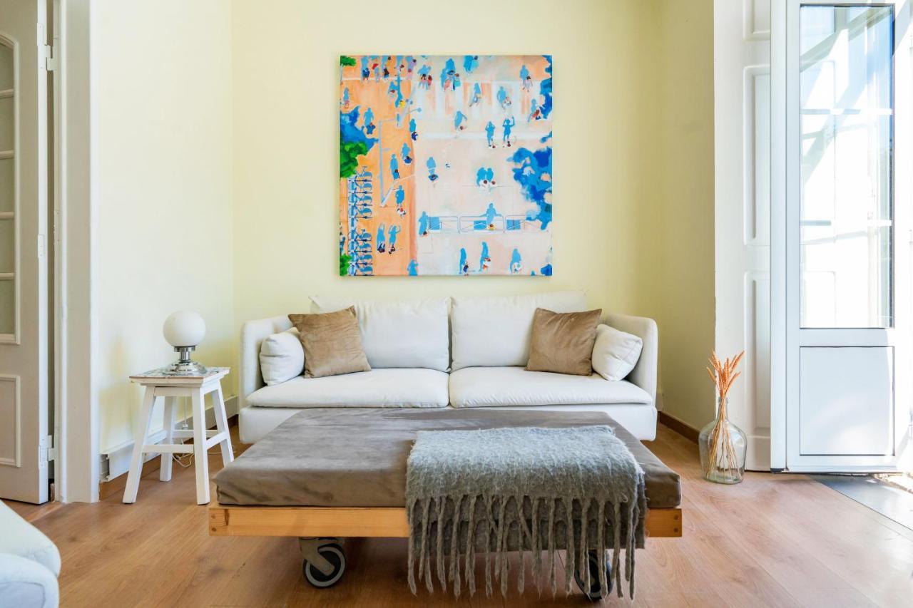 Casa St Yves - Sunny Flat In Setubal On Av Luisa Todiアパートメント エクステリア 写真