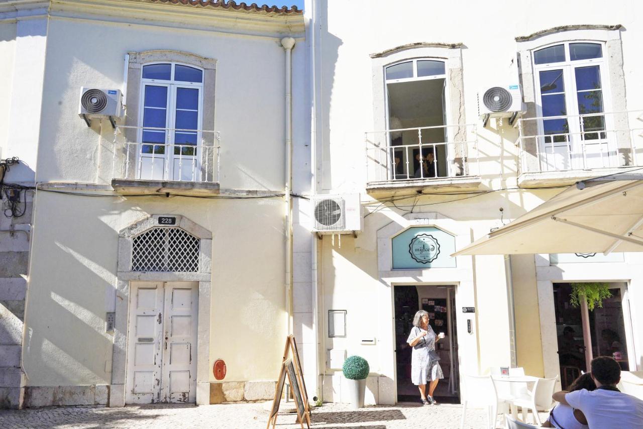 Casa St Yves - Sunny Flat In Setubal On Av Luisa Todiアパートメント エクステリア 写真